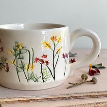 Drink Your Medicine. Ceramics, Floral, and Plant Design project by Hessa Al Ajmani - 01.13.2022