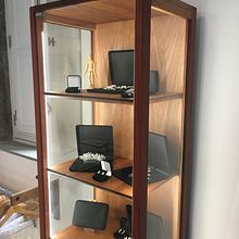 Cristaleira Belina. Design, Furniture Design, and Making project by Vinícius Schmidt - 01.14.2022