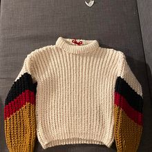 Mi Proyecto del curso: Crochet: crea prendas con una sola aguja. Un progetto di Fashion design, Fiber Art, DIY, Uncinetto e Textile Design di denigloria - 15.01.2022