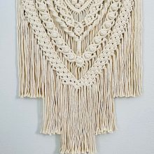 Mi Proyecto del curso: Macramé: nudos básicos y complejos. Design de acessórios, Design de interiores, Decoração de interiores, Tecido, Macramê, e Design têxtil projeto de Aurora Pagan Schelmetty - 15.01.2022