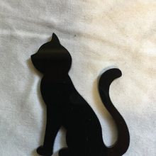Mon projet du cours : Création de bijoux découpés au laser. Een project van Ontwerp van accessoires, Craft, Sieradenontwerp, Productontwerp y DIY van Jakaranda - 16.01.2022