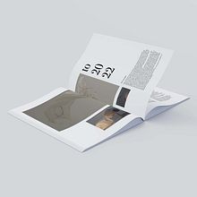 Moon Magazine . Laura Recio. Design, Editorial Design, Graphic Design, Digital Design, Advertising, Photograph, UX / UI, Fine Arts, Marketing, T, pograph, Writing, Creativit, Fashion Design, Fashion Photograph, and Fine-Art Photograph project by Laura Recio - 01.18.2022