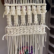 Mi Proyecto del curso: Introducción al macramé: creación de un tapiz decorativo. Accessor, Design, Arts, Crafts, Interior Design, Decoration, Fiber Arts, Macramé, and Textile Design project by Lia Semanate González - 01.19.2022