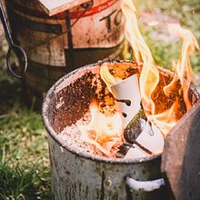 A day of Raku firing my women vases. Un proyecto de Bellas Artes y Cerámica de Andrea Kollar - 20.01.2022