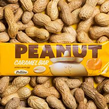 Peanut caramel bar. Un progetto di Naming, Br, ing, Br, identit, Packaging, Graphic design, Design, Illustrazione tradizionale e Character design di Boo Republic (Marios Georntamilis) - 29.12.2018