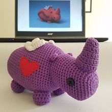 Mi proyecto de amigurumi. To, Design, Crochet, and Amigurumi project by Elena Zurbo - 01.23.2022