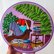 Reader. Embroider project by Coricrafts - 01.20.2022