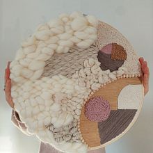 My project in Weaving, Embroidery & Punch Needle: Create a Textile Painting course. Projekt z dziedziny Projektowanie dodatków, Craft,  Haft,  Dekoracja wnętrz,  Haft pętelkow, Tkanie, Wzornictwo tekst i liów użytkownika Milka - 24.01.2022