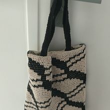 Mon projet du cours : Création de motifs au crochet : trouvez votre style. Accessor, Design, Pattern Design, Fiber Arts, DIY, Crochet, and Textile Design project by Françoise LORISSON - 01.24.2022
