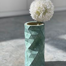 My project in Geometric Handmade Molds: Design 3D-faceted Objects course. Un progetto di Design, Design di accessori, Artigianato, Belle arti, Interior design, Interior Design, Interior Design e DIY di Randa Alsuhaibani - 24.01.2022