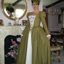 Lady's Renaissance Costume. Costume Design project by Diana - 01.28.2022