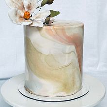 My project in Floral Cake Design: Craft Edible Art course. Design, and DIY project by carolapedraza - 01.24.2022