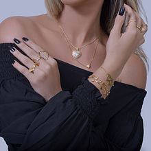 Fotografia em Studio para Marca de Semijoia. Photograph, Photograph, Post-production, Photo Retouching, and Commercial Photograph project by Dam Rodrigues - 09.15.2021