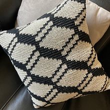 Il mio progetto del corso: Creazione di pattern a uncinetto: trova il tuo stile unico. Accessor, Design, Pattern Design, DIY, Crochet, and Textile Design project by ber_p - 01.31.2022