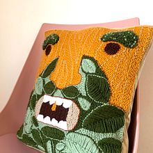 Mi Proyecto del curso: Bordado XL con aguja mágica. Embroider, Decoration, Punch Needle, and Textile Design project by Aroa - 01.31.2022