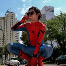 Mi Proyecto del curso: Retoque fotográfico de moda y belleza con Photoshop - Spiderman . Fotografie, Retușarea fotografiilor, Fotografie de modă, Fotografie portret și Fotografie digitală de Ignacio Dinesh Lacunza Castaños - 01.30.2022