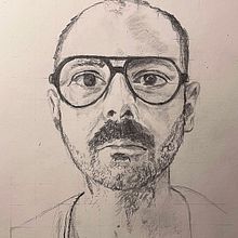 Mon projet du cours : Portrait réaliste au crayon : jouez avec les histoires et les émotions. Un progetto di Illustrazione tradizionale, Disegno a matita, Disegno, Disegno di ritratti e Disegno realistico di Miko Michto - 09.02.2022