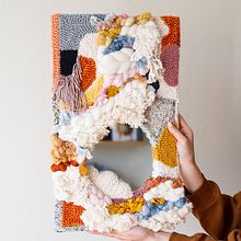 Multi-texture decorative mirror Ein Projekt aus dem Bereich Punch needle von Adeline Wang - 09.02.2022
