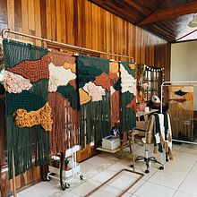 Painéis dupla face | Hotel Mercure Copacabana RJ. Een project van  Ontwerp, Interieurontwerp,  Interieurdecoratie, Craft, Macramé y Productontwerp van Luiza Potiens - 10.02.2022