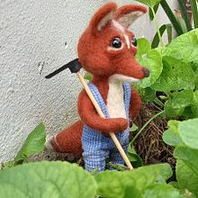 El zorro labrador. Needle Felting project by marisoltoribioherrera - 02.10.2022