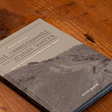 Trail book and Map - Adamello. Un progetto di Graphic design di martin_spreafico - 15.02.2022