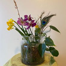My project in Floral Arrangement Design with Seasonal Blooms course. Un progetto di Interior design, Paesaggismo, Interior Design, DIY e Design floreale e vegetale di kab_ - 14.02.2022