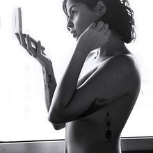 Nudity Awareness. Fine-Art Photograph project by Bianca Bunier - 02.15.2022