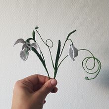 My project in Stumpwork Embroidery: Create 3D Ornaments  course. Een project van Sieradenontwerp, Borduurwerk y Textielontwerp van Florie LAVALLEE-LEVEDER - 01.02.2022