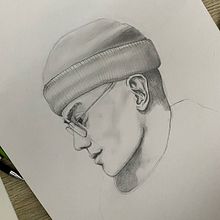 Mon projet du cours : Carnet de portraits : explorez le visage humain Ein Projekt aus dem Bereich Skizzenentwurf, Zeichnung, Porträtzeichnung, Artistische Zeichnung und Sketchbook von Alexandra - 18.02.2022