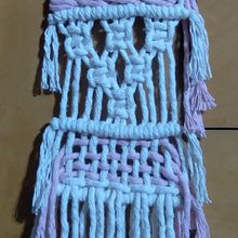 Meu projeto do curso: Macraweave: combine macramê com técnicas de tear. Accessory Design, Interior Design, Decoration, Fiber Arts, Macramé, Weaving, and Textile Design project by candidabegami - 02.22.2022