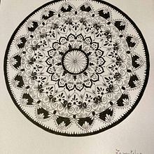 Il mio progetto del corso: L'arte del mandala: disegna motivi geometrici. Un proyecto de Dibujo e Ilustración con tinta de lucia_palomba - 08.03.2022
