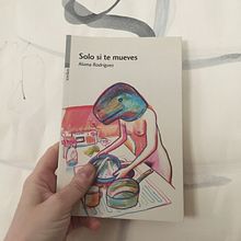 Solo si te mueves. Writing, Fiction Writing, and Creative Writing project by Aloma Rodríguez - 02.23.2022
