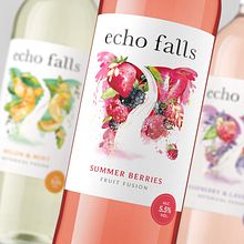 Fruits illustration for Echo Falls Wine packaging. Traditional illustration project by Enya Todd - 02.23.2022