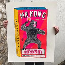 Firecracker Boxes. Un progetto di Illustrazione tradizionale, Artigianato, Belle arti, Packaging, Creatività, Disegno e Serigrafia di Charlotte Farmer - 23.02.2022