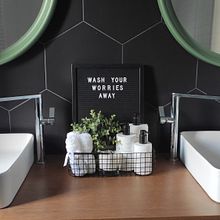 Bathroom decoration . Un progetto di Design di accessori di mary_in_decorationland - 25.02.2022