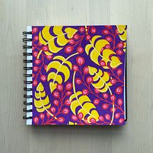 My project in Botanical Patterns in a Sketchbook: Conquer the Blank Page course. Traditional illustration, Pattern Design, Botanical Illustration, and Sketchbook project by Elizabeth Berglund - 02.25.2022
