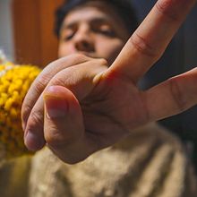 Mi Proyecto del curso: Introducción al punto con agujas circulares . Design accesoriu, Arte din fibre, Tricotat și Design textil de Anthony Tavara - 02.28.2022