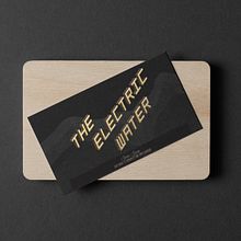 Electric Water. Design, Advertising, Br, ing, Identit, Editorial Design, Graphic Design, and Vector Illustration project by Sergio Millan - 03.03.2022