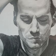 Mi Proyecto del curso: Retrato realista con lápiz de grafito. Traditional illustration, Fine Arts, Sketching, Pencil Drawing, Drawing, Portrait Drawing, Realistic Drawing, Artistic Drawing, and Figure Drawing project by Valentina Olivares - 03.02.2022