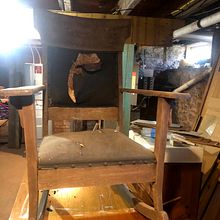 My project in Chair Restoration and Upholstery course. Un progetto di Artigianato, Design e creazione di mobili, Interior design, DIY, Falegnameria , Upc e cling di maya_boukai - 25.02.2022