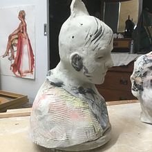 My project in Introduction to Clay Figurative Sculpture course. Fine Arts, and Sculpture project by Heather Stewart - 04.04.2022