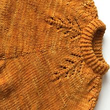 Mi Proyecto del curso: Diseño y tejido de prendas de punto sin costuras con agujas circulares. Un progetto di Design di accessori, Fashion design, Fiber Art, DIY e Maglia di janita62 - 07.03.2022