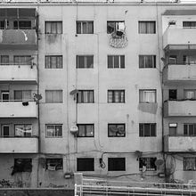 Edificios Colectivos del Seguro Obrero (1941) Diseño Luciano Kulczewski. (Tocopilla, Chile). Photograph project by Salvador Paredes Garcia - 03.11.2022