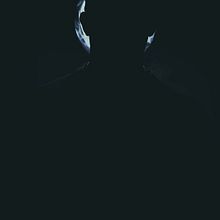 desapareció entre las sombras . Photograph, Art Direction, Fine Arts, Photograph, Post-production, Portrait Photograph, Photographic Lighting, Digital Photograph, Fine-Art Photograph, and Film Photograph project by Omar Montoro - 03.09.2022