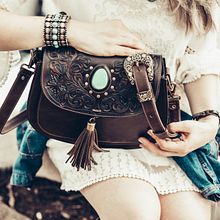 Bolsa Saddle Bag. Accessor, and Design project by Verônica Passos - 04.04.2020