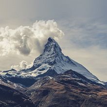 Matterhorn drone FPV flight Soundtrack. Un progetto di Musica e Produzione musicale di Filippo Vandelli - 03.03.2022