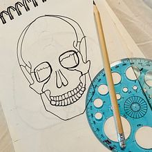 My project for course: Figure Drawing for Beginners. Een project van  Beeldende kunst,  Schetsen, Tekening met potlood,  Tekening, Realistische tekening y Anatomisch tekenen van Anna-Maria Säntti - 20.03.2022