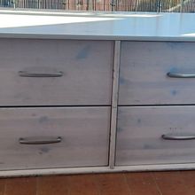 Mi Proyecto del curso: Iniciación a la chalk paint. Renovación cajonera bajo escalera. Arts, Crafts, Furniture Design, Making, Interior Design, Painting, DIY, Upc, cling, Decorative Painting, Furniture Restoration, Upc, and cling project by crisbroceno - 03.20.2022