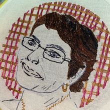 Meu projeto do curso: Criação de retratos bordados. Embroider, and Textile Design project by Suelen Brum - 03.21.2022