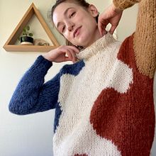 My project for course: Intarsia Knitwear Design and Creation. Fashion Design, Fiber Arts, DIY, Knitting, and Textile Design project by Emily - 03.21.2022